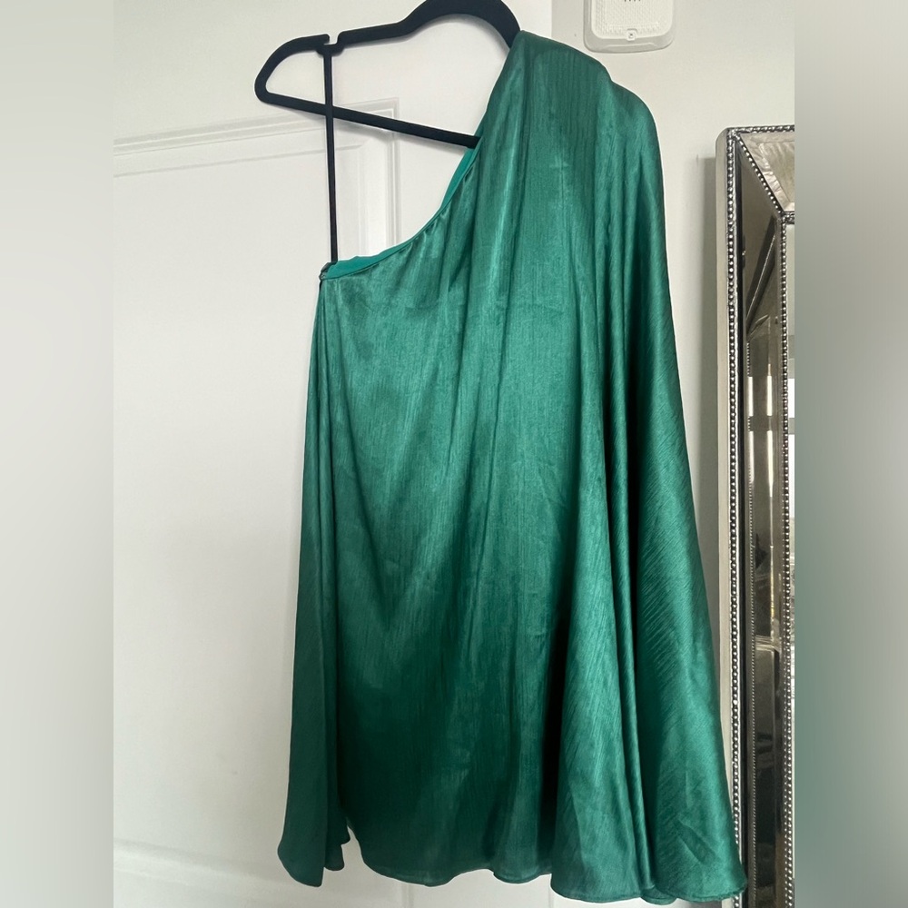 x REVOLVE Barbara Mini Dress in Emerald XXS